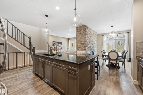 6477 Elston Loop, Edmonton, AB - Indoor Photo Showing Other Room