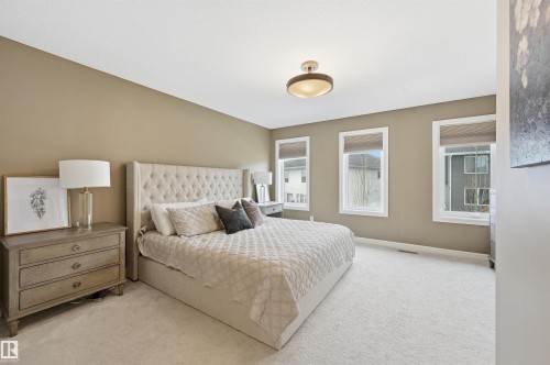 6477 Elston Loop, Edmonton, AB - Indoor Photo Showing Bedroom