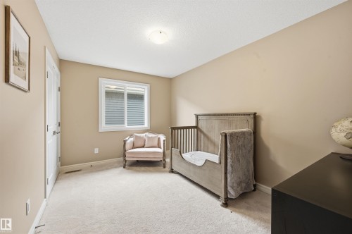 6477 Elston Loop, Edmonton, AB - Indoor Photo Showing Bedroom