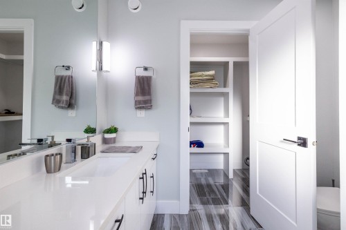 73 230 Edgemont Road, Edmonton, AB - Indoor Photo Showing Bathroom