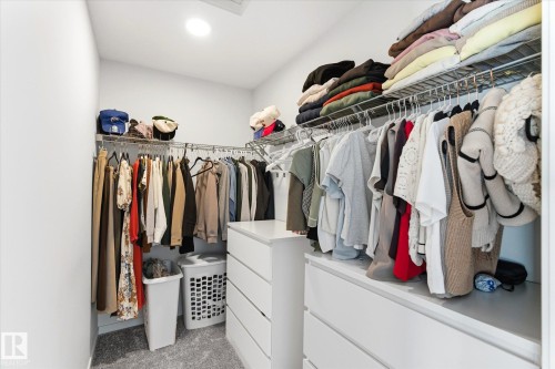 20031 26 Avenue, Edmonton, AB - Indoor With Storage