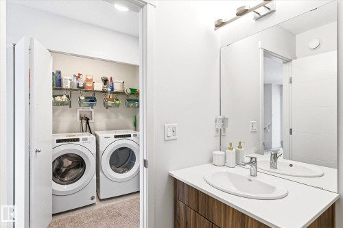 20031 26 Avenue, Edmonton, AB - Indoor Photo Showing Laundry Room