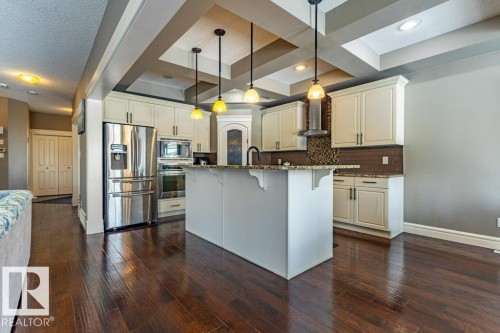 11408 15 Avenue Sw, Edmonton, AB - Indoor Photo Showing Kitchen With Upgraded Kitchen