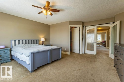 11408 15 Avenue Sw, Edmonton, AB - Indoor Photo Showing Bedroom