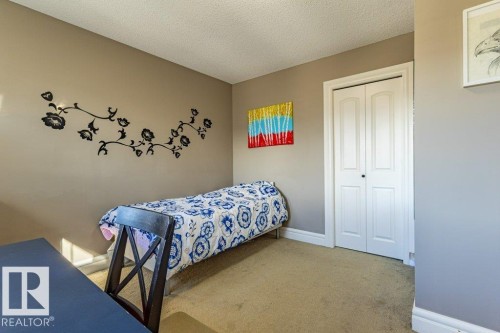 11408 15 Avenue Sw, Edmonton, AB - Indoor Photo Showing Bedroom