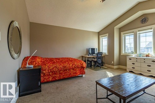 11408 15 Avenue Sw, Edmonton, AB - Indoor Photo Showing Bedroom