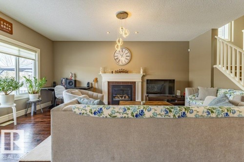11408 15 Avenue Sw, Edmonton, AB - Indoor With Fireplace