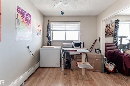 2 10737 116 Street, Edmonton, AB - Indoor Photo Showing Laundry Room