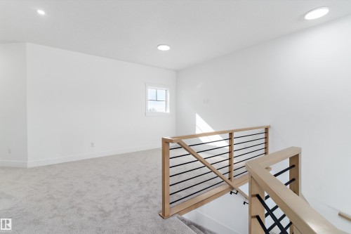 220 Edgemont Green, Edmonton, AB - Indoor Photo Showing Other Room