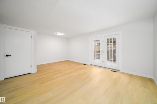 3293 139 Avenue, Edmonton, AB - Indoor Photo Showing Other Room