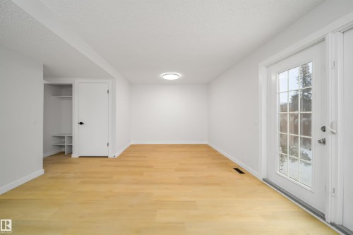 3293 139 Avenue, Edmonton, AB - Indoor Photo Showing Other Room
