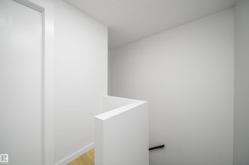 3293 139 Avenue, Edmonton, AB - Indoor Photo Showing Other Room
