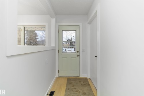 3293 139 Avenue, Edmonton, AB - Indoor Photo Showing Other Room