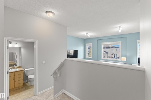 1849 Holman Crescent, Edmonton, AB - Indoor