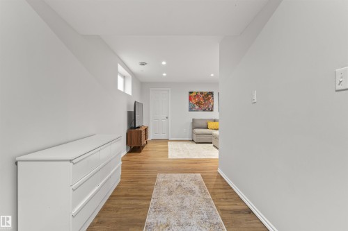 1849 Holman Crescent, Edmonton, AB - Indoor Photo Showing Other Room