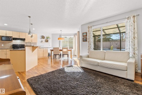 1849 Holman Crescent, Edmonton, AB - Indoor