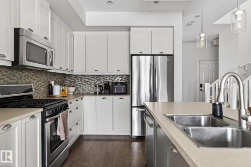 9708 220 Street, Edmonton, AB - Indoor Photo Showing Kitchen With Double Sink With Upgraded Kitchen