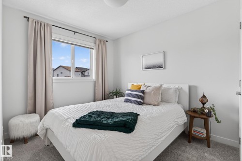 9708 220 Street, Edmonton, AB - Indoor Photo Showing Bedroom