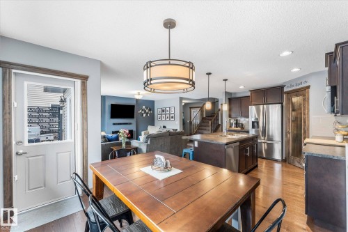 4 Hewitt Circle, Spruce Grove, AB - Indoor Photo Showing Dining Room