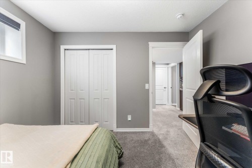 4 Hewitt Circle, Spruce Grove, AB - Indoor Photo Showing Bedroom