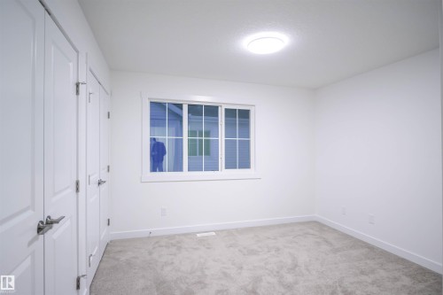 53 7110 Keswick Common Sw, Edmonton, AB - Indoor Photo Showing Other Room