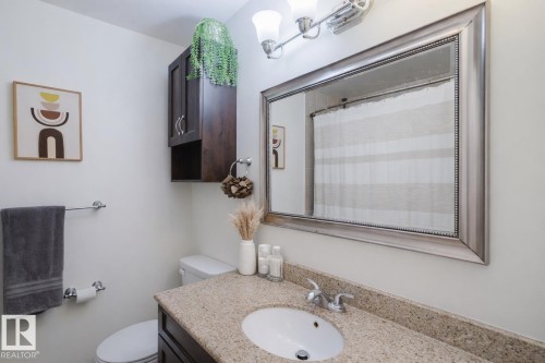 6707 149A Avenue, Edmonton, AB 