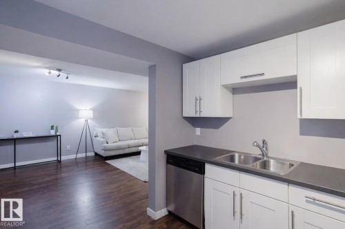 6707 149A Avenue, Edmonton, AB 