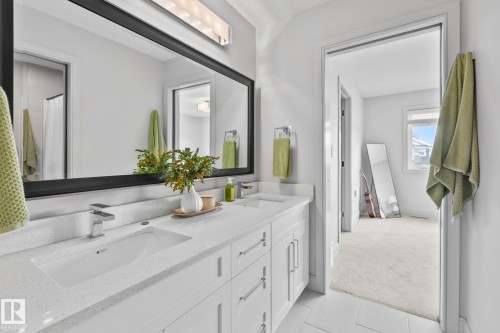25 Enchanted Way, St. Albert, AB - Indoor Photo Showing Bathroom
