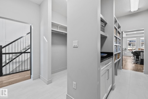 25 Enchanted Way, St. Albert, AB - Indoor Photo Showing Other Room