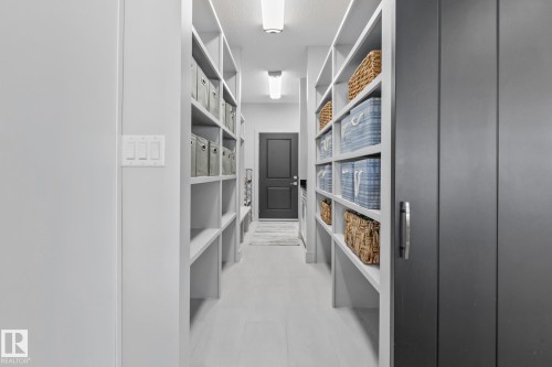 25 Enchanted Way, St. Albert, AB - Indoor Photo Showing Other Room