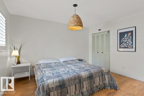 7 Murray Crescent, St. Albert, AB - Indoor Photo Showing Bedroom