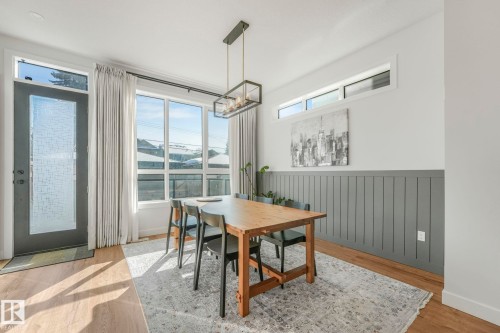 8319 80 Avenue, Edmonton, AB - Indoor Photo Showing Dining Room