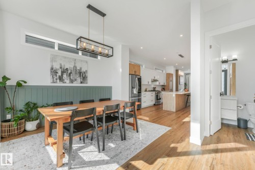 8319 80 Avenue, Edmonton, AB - Indoor Photo Showing Dining Room