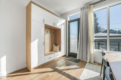 8319 80 Avenue, Edmonton, AB - Indoor Photo Showing Other Room