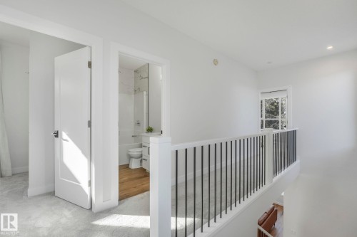 8319 80 Avenue, Edmonton, AB - Indoor Photo Showing Other Room