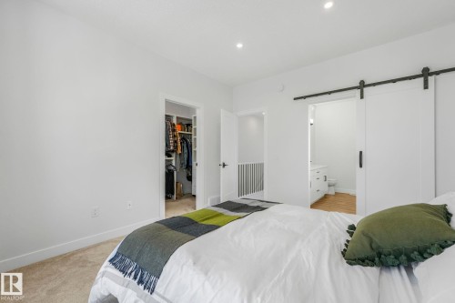 8319 80 Avenue, Edmonton, AB - Indoor Photo Showing Bedroom