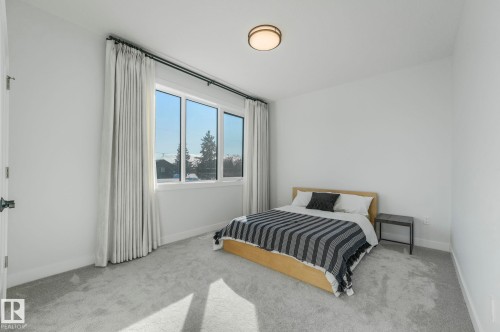 8319 80 Avenue, Edmonton, AB - Indoor Photo Showing Bedroom