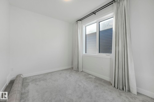 8319 80 Avenue, Edmonton, AB - Indoor Photo Showing Other Room