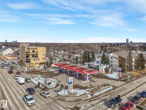 8319 80 Avenue, Edmonton, AB - Outdoor With View