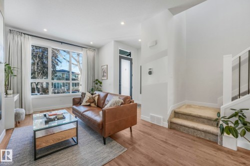 8319 80 Avenue, Edmonton, AB - Indoor Photo Showing Other Room