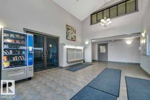 314 111 Edwards Drive, Edmonton, AB - Indoor Photo Showing Other Room