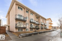 105 11429 124 Street  Edmonton, AB T5M 0K4