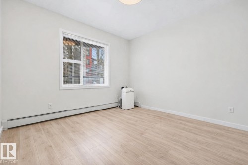 125 304 Ambleside Link Link, Edmonton, AB - Indoor Photo Showing Other Room