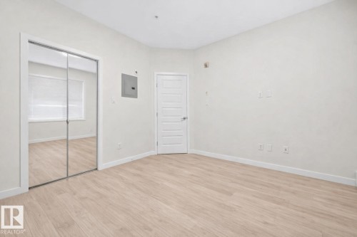 125 304 Ambleside Link Link, Edmonton, AB - Indoor Photo Showing Other Room