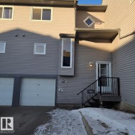 5462 38A Avenue  Edmonton, AB T6L 2H4