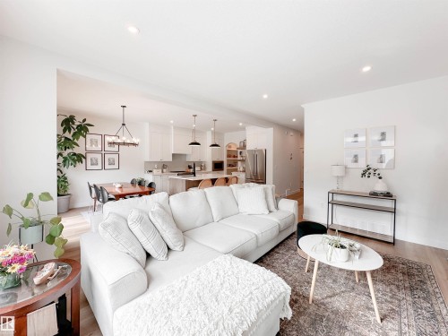 29 Cannes Cove, St. Albert, AB - Indoor Photo Showing Living Room