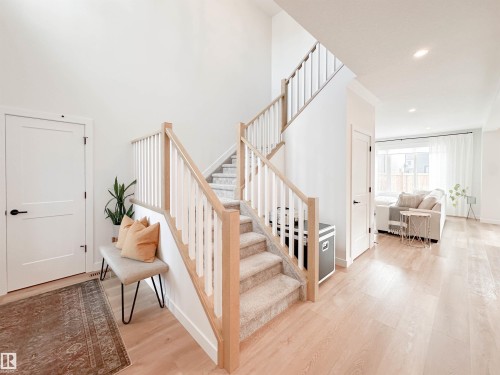 29 Cannes Cove, St. Albert, AB - Indoor Photo Showing Other Room