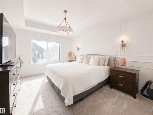 29 Cannes Cove, St. Albert, AB - Indoor Photo Showing Bedroom