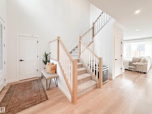 29 Cannes Cove, St. Albert, AB - Indoor Photo Showing Other Room