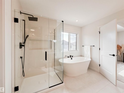 29 Cannes Cove, St. Albert, AB - Indoor Photo Showing Bathroom